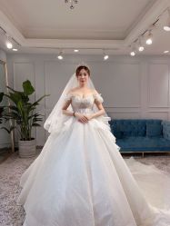 -艾慕婚纱礼服馆(和平店)