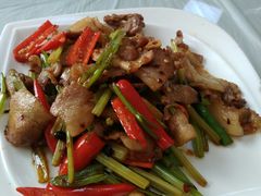 -鸿亨泰杂鱼馆(港馨家园店)