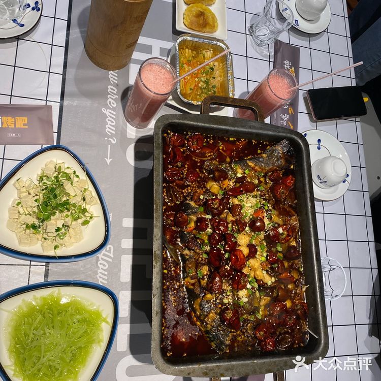 打卡丰收路小酒窝音乐餐吧