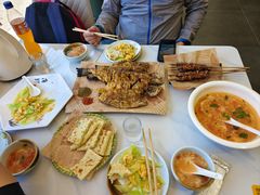 -何适山庄 ·可团建(水长城P2停车场店)