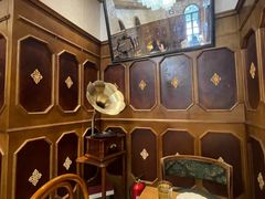 -秘密旅行Bonjour(黑金冠 江南西店)