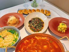 -沿途四季·云南菜·诗酒茶(蓝色港湾店)