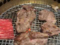 -铭牛烧肉·和牛海鲜自助(高新月牙湖店)