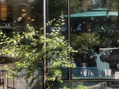 -苗祖咖啡(洛克时代中心店)