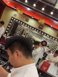 -东方先生国潮男士理发馆