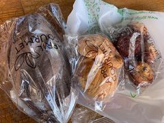 -绿叶子超市(公园大道店)