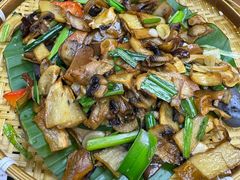 -云海肴·汽锅鸡·云南菜(天山百盛优客店)