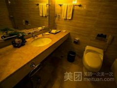 -张家界大成山水国际大酒店