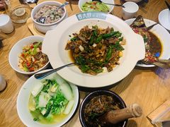 -费大厨辣椒炒肉(万家丽一店)