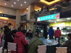 -覃记海鲜美食餐厅