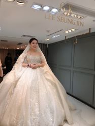 -GRACE KELLY婚纱与礼服(北京店)