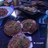 包间最低消费600。可以边吃饭边唱三个小时歌