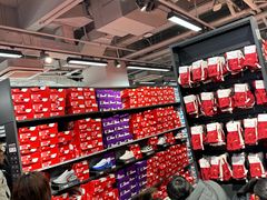 -NIKE上海青浦优选体验店