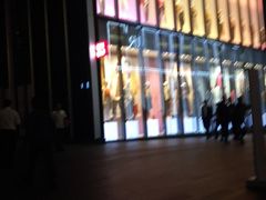 -优衣库(深圳万象天地旗舰店)