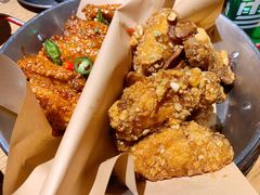 炸鸡翅一半一半-富乐满韩国正宗炸鸡韩国料理(虹泉路店)