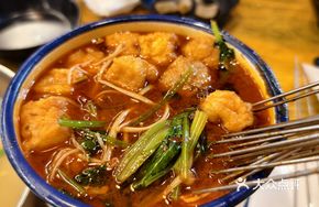 General's Hot Pot with Offal