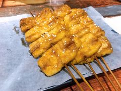 烧甜豆腐-桥边美食·原七小肥佬烧烤(海宁小区新居菉苑店)