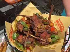 -威记烧嘢·南宁烧烤·超级生牛(绿地店)