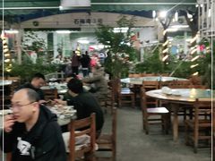 大堂-四川小胡子海鲜(丁村万人海鲜广场店)