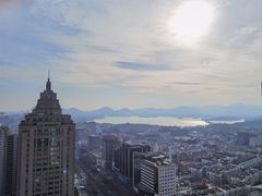 -Hi City·城市之巅