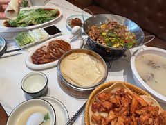 -梅利汴京烤鸭•开封豫菜地标店(东大街店)