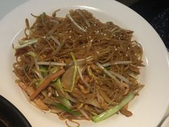 -新大咀港式茶餐厅(宝山万达店)