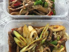 -臻鲜燕海鲜融合餐厅(金陵style店)