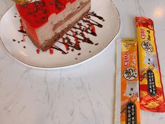 红丝绒蛋糕-飞行喵MR PILOT|猫舍·猫咖(静安大融城店)