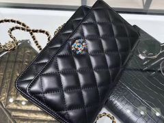 -Chanel(德基广场店)