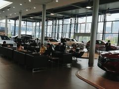 -杭州中升之星奔驰4S店(滨江店)