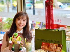 -Brut Eatery Wine Bar & Restaurant (建国东路店)