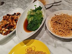 -渝信川菜 · 川味家常菜(财富购物中心店)