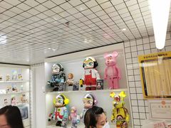 -泡泡玛特POPMART(上海环球港店)