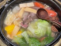 台南名物温体牛肉锅-老乾杯和牛烧肉(王府中环店)