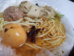 -丁记牛肉手擀板面