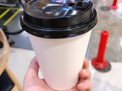-中百仓储超市有限公司(越秀星汇维港店)