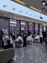 -藤野造型烫染·漂发