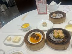 -万龙洲海鲜(大兴绿地缤纷城店)