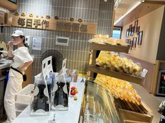 -小飞象面包公社(珠江路金鹰店)