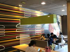 -麦当劳(杭州西湖银泰百货店)