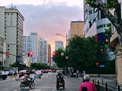 -陆家浜路(地铁站)