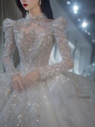 -不晚国际婚纱礼服