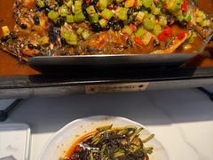 豆豉烤全鱼-江边城外烤全鱼(世茂广场店)