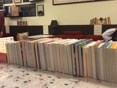 -武汉境自在書店