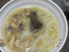 -文山荷鲜居(翠湖店)