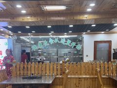 -屯老二农家铁锅炖·行业领军者(梅江店)