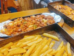 -老东镇啤酒屋海鲜加工·蒸汽海鲜·海鲜烧烤(台东店)