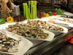 -四海一家自助餐(益田假日广场店)