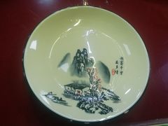 餐具摆设-北京龙庆四季香农家饭庄·灶台鱼·碳烤虹鳟鱼(龙庆峡店)