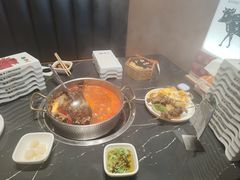 -魁牛·潮汕牛肉自助火锅(沈辽路万达店)